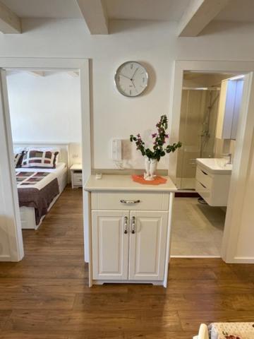 Apartment Concetta Cres Bagian luar foto