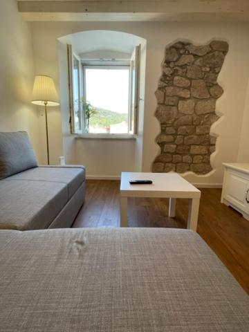 Apartment Concetta Cres Bagian luar foto